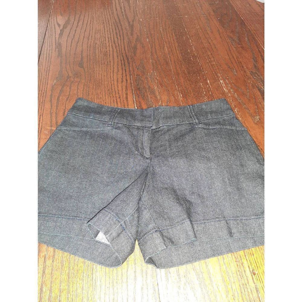 Size 2 The Limited Denim 917 Dark Blue Denim Blue Jean Shorts with Pockets